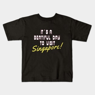 Singapore. White text. Gift ideas for the travel enthusiast. Kids T-Shirt